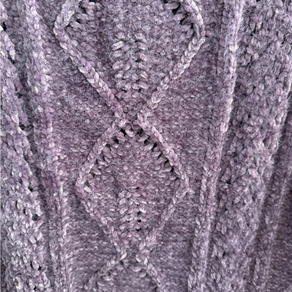 FATE mauve purple cropped sweater. - Picture 5 of 7